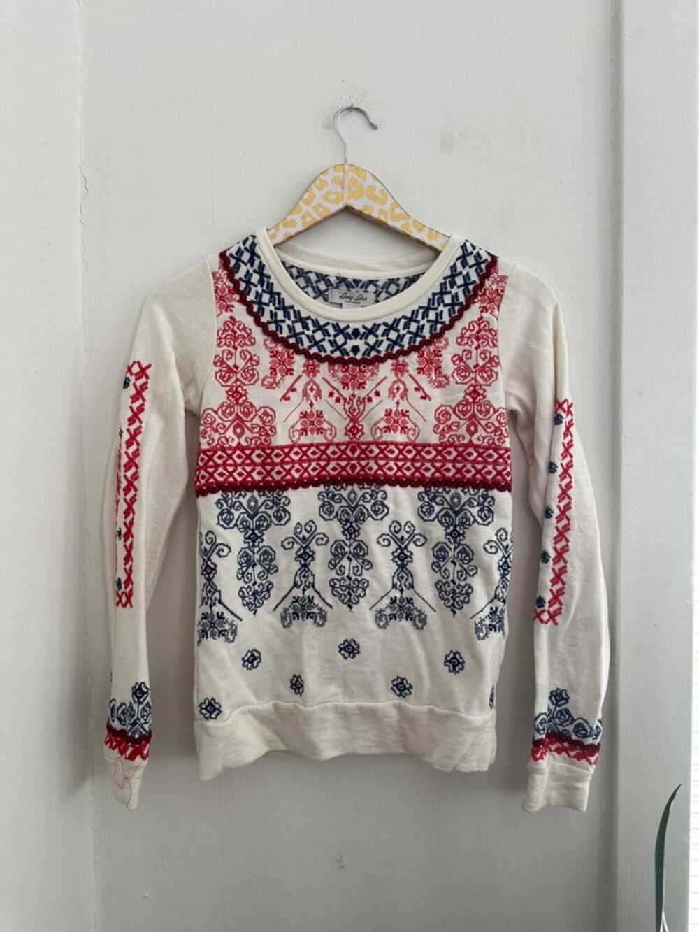 LUCKY LOTUS Women's Embroidered Longsleeve Sweatshirt | Size XS